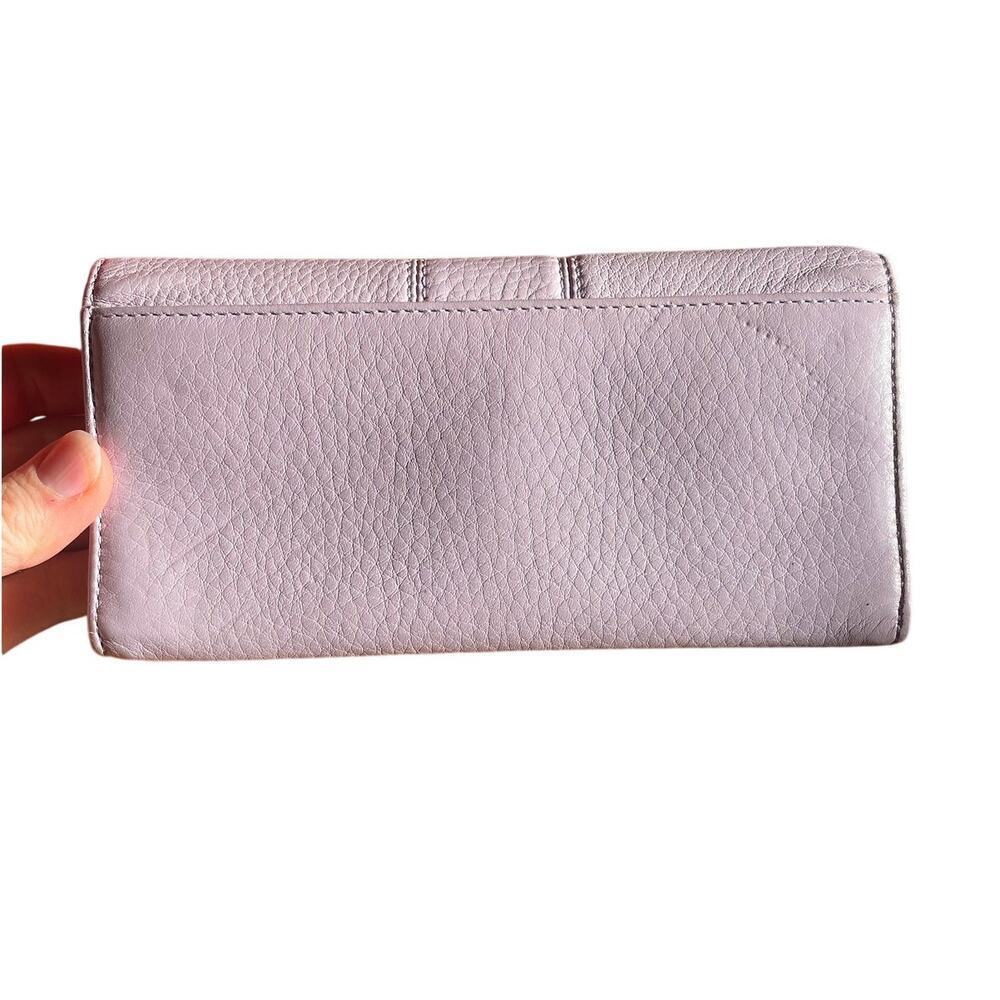 Coach Julia Wallet pebble leather Lavender Optic C Snap Closure Silver Hardware - Picture 2 of 5